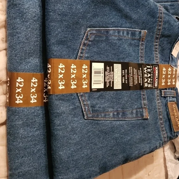 Signature Jeans Kirkland Jeans 44x30 Kirkland NWT Sz 46X34